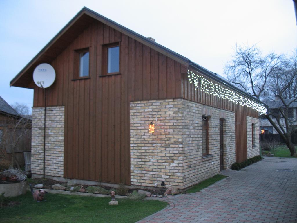 Pulkvedis Guest House เวนต์สปิลส์ ภายนอก รูปภาพ